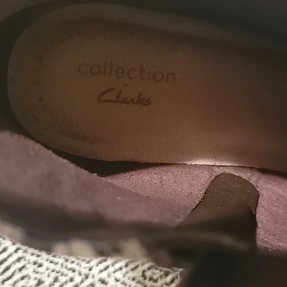 Clarks Snakeskin Ankle Boots Sz 9
